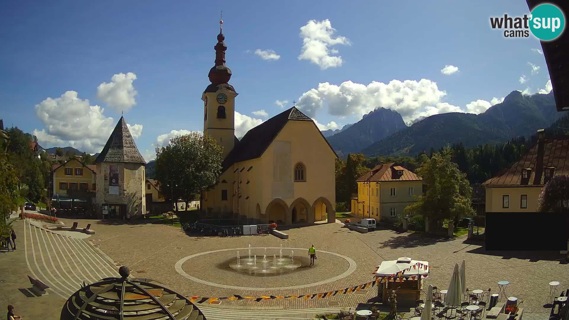 Tarvisio – carré Unità / église SS.Pietro e Paolo Apostoli
