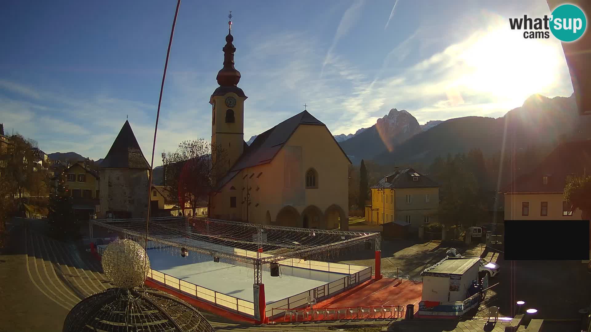 Tarvisio – Piazza Unità / Parrocchia SS.Pietro e Paolo Apostoli