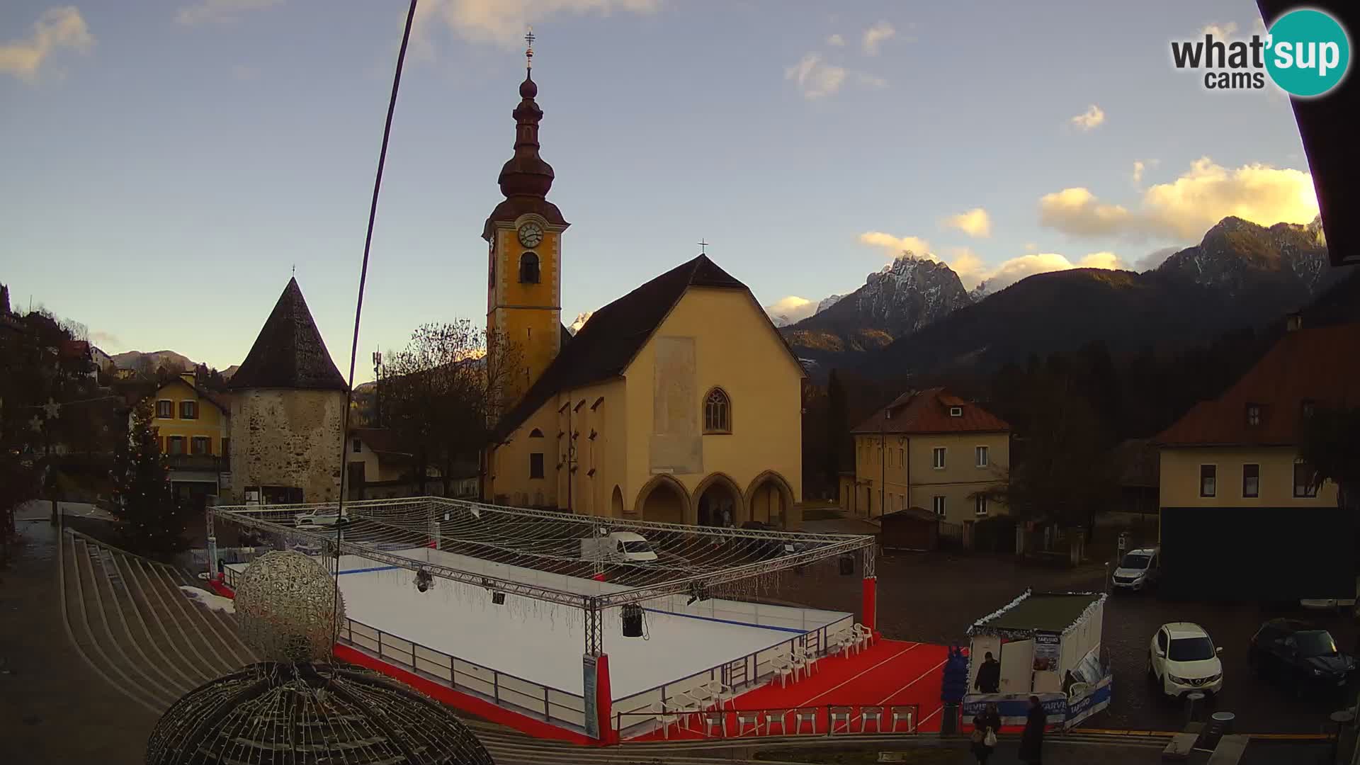 Tarvisio – Piazza Unità / Parrocchia SS.Pietro e Paolo Apostoli