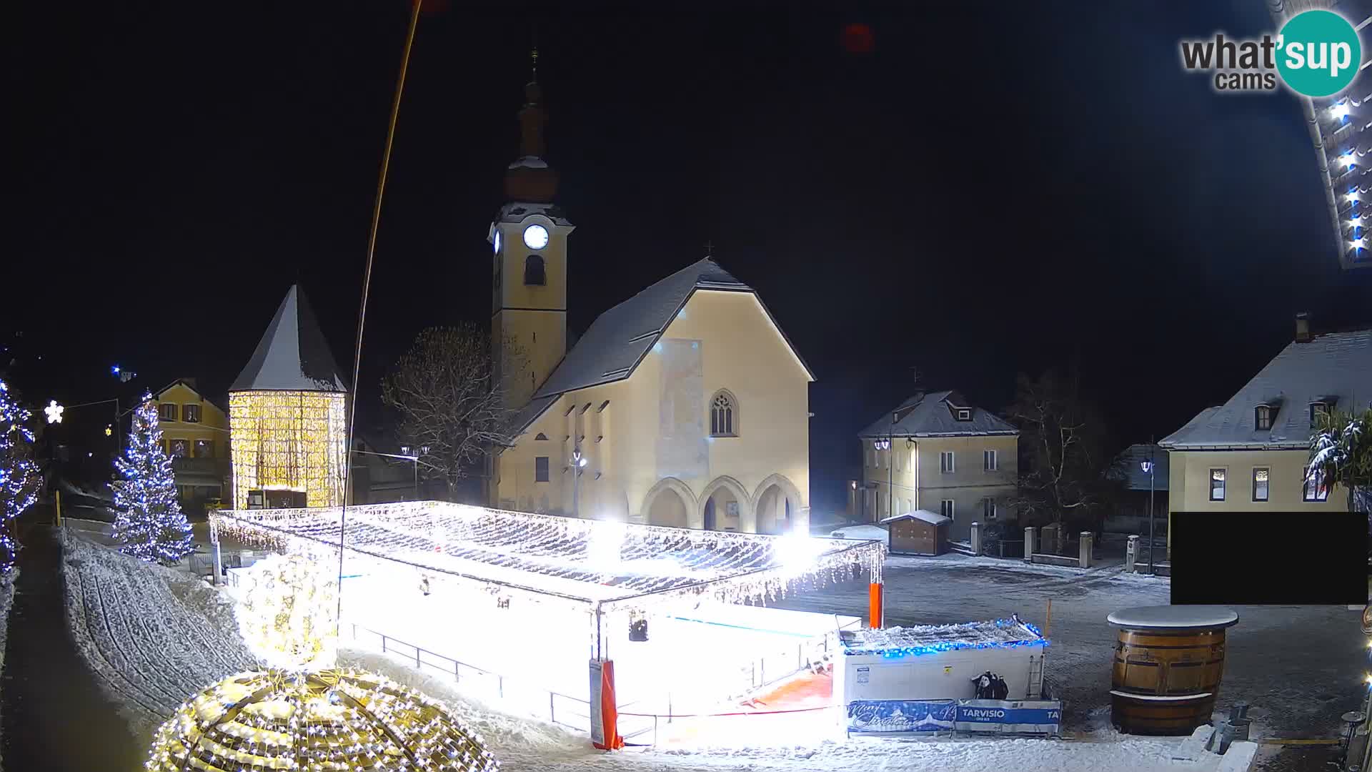 Trbiž – trg Unità / cerkev SS.Pietro in Paolo Apostoli