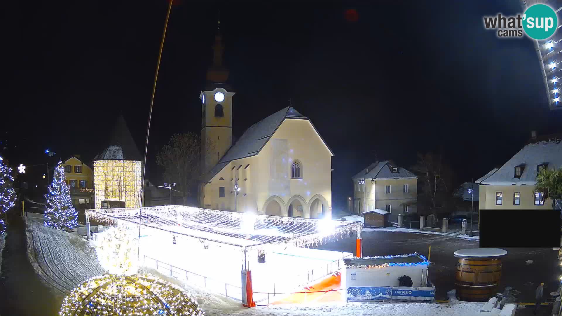 Trbiž – trg Unità / cerkev SS.Pietro in Paolo Apostoli