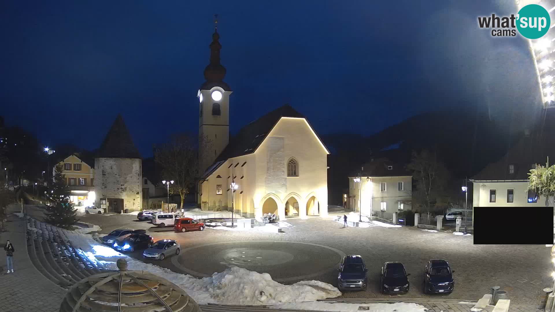 Tarvisio – carré Unità / église SS.Pietro e Paolo Apostoli