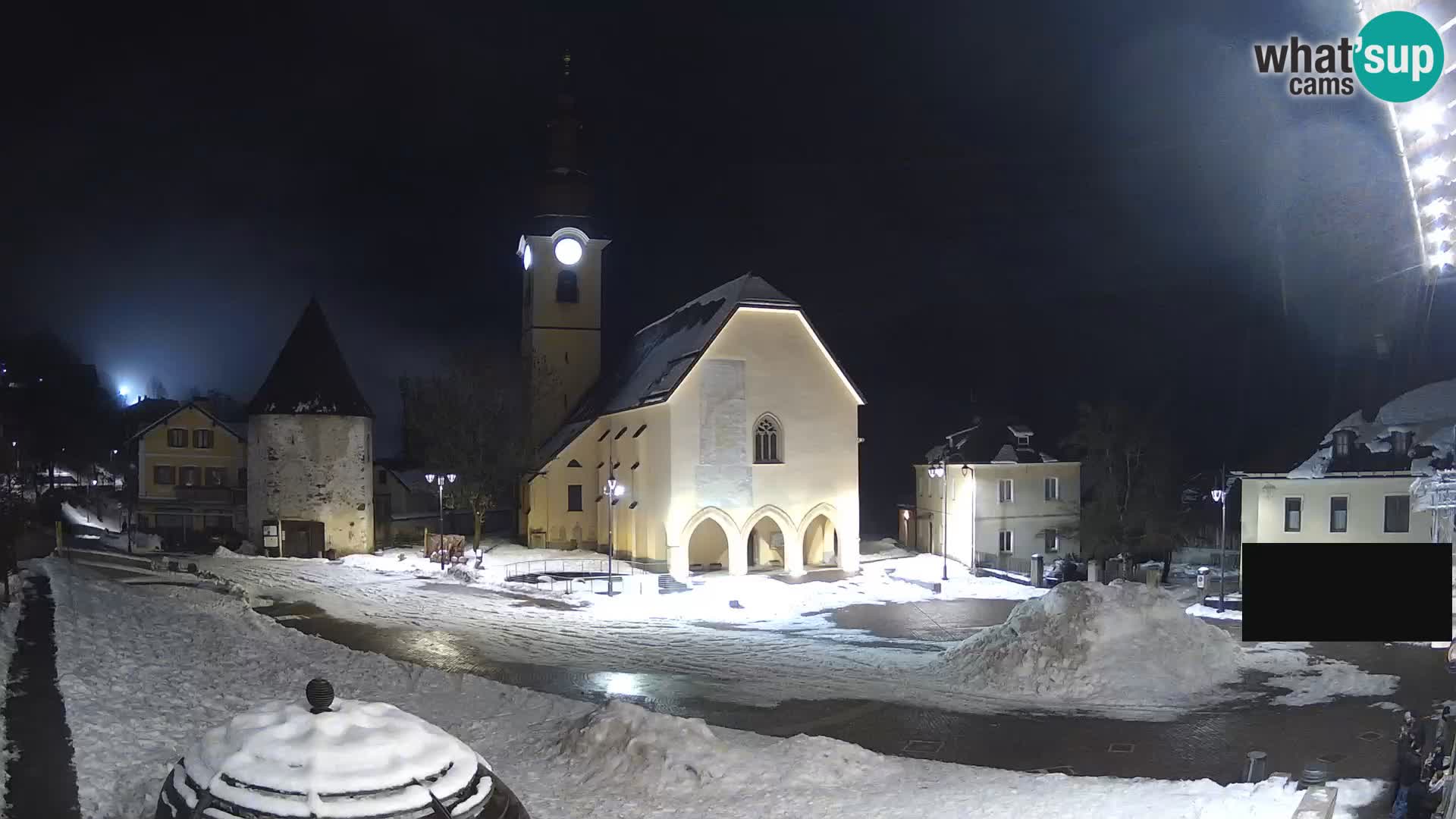 Trbiž – trg Unità / cerkev SS.Pietro in Paolo Apostoli