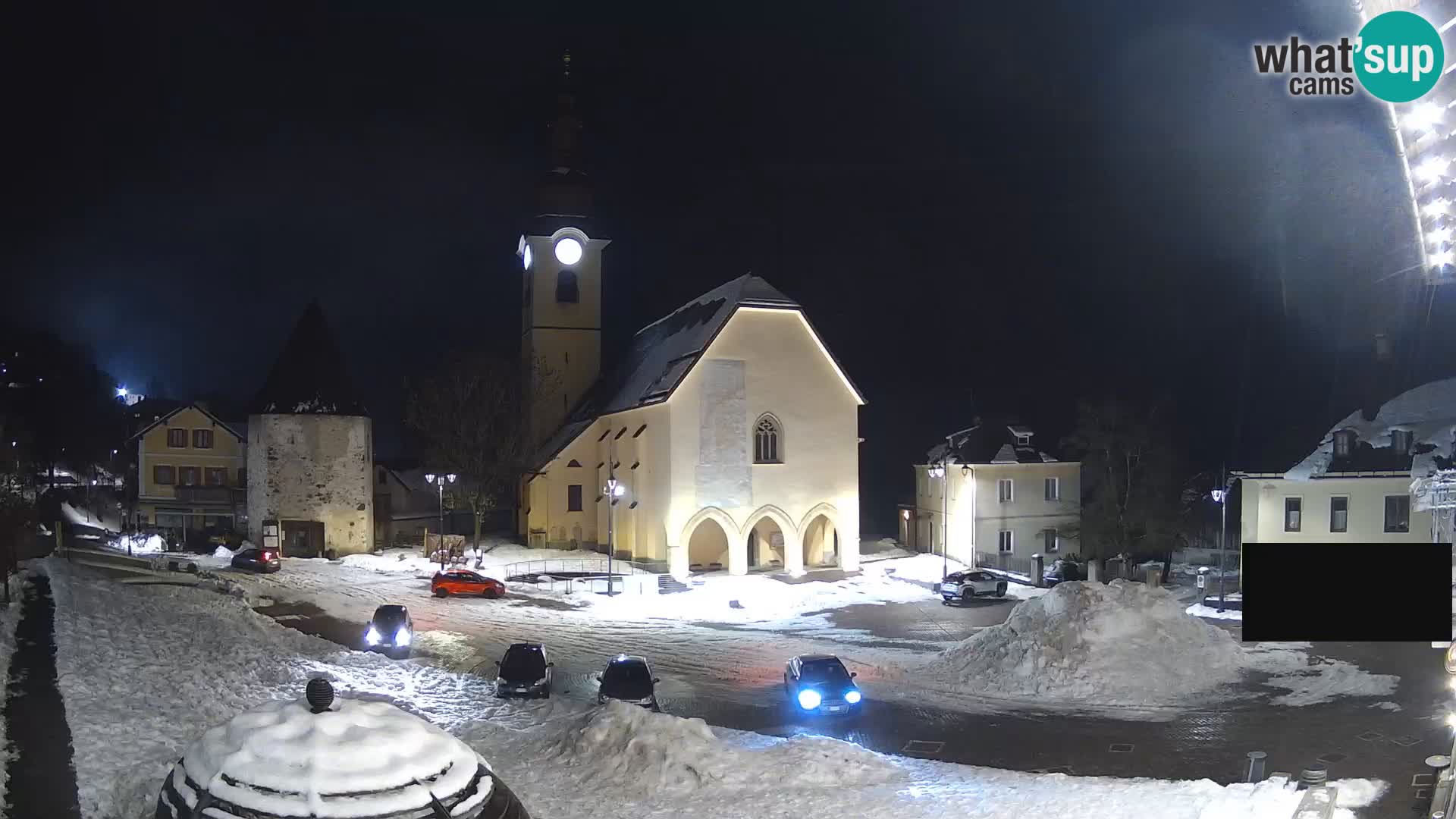 Tarvisio – carré Unità / église SS.Pietro e Paolo Apostoli