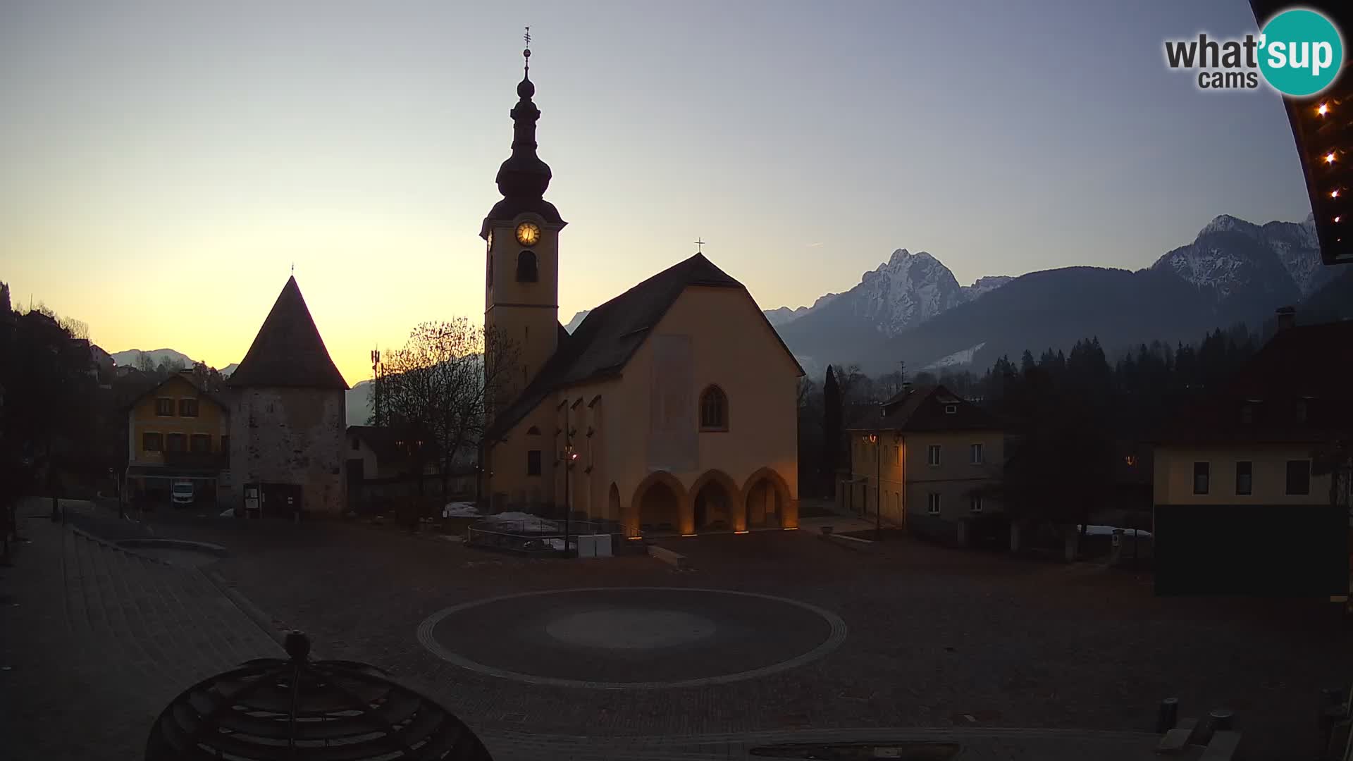 Tarvisio – Piazza Unità / Parrocchia SS.Pietro e Paolo Apostoli