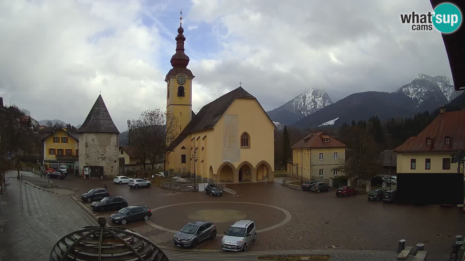 Tarvisio – Piazza Unità / Parrocchia SS.Pietro e Paolo Apostoli
