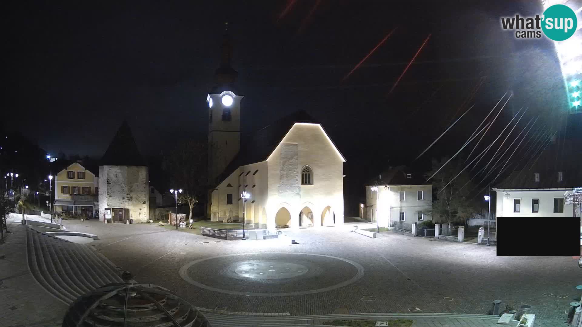 Tarvisio – plaza Unità / Iglesia SS.Pietro e Paolo Apostoli