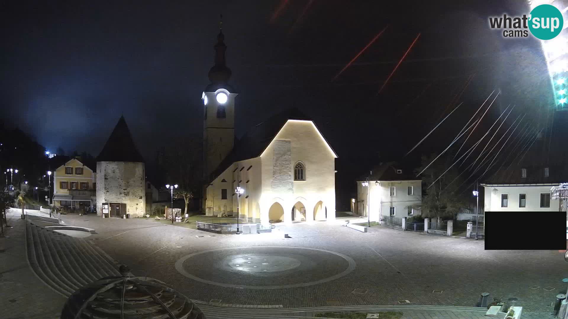 Tarvisio – plaza Unità / Iglesia SS.Pietro e Paolo Apostoli