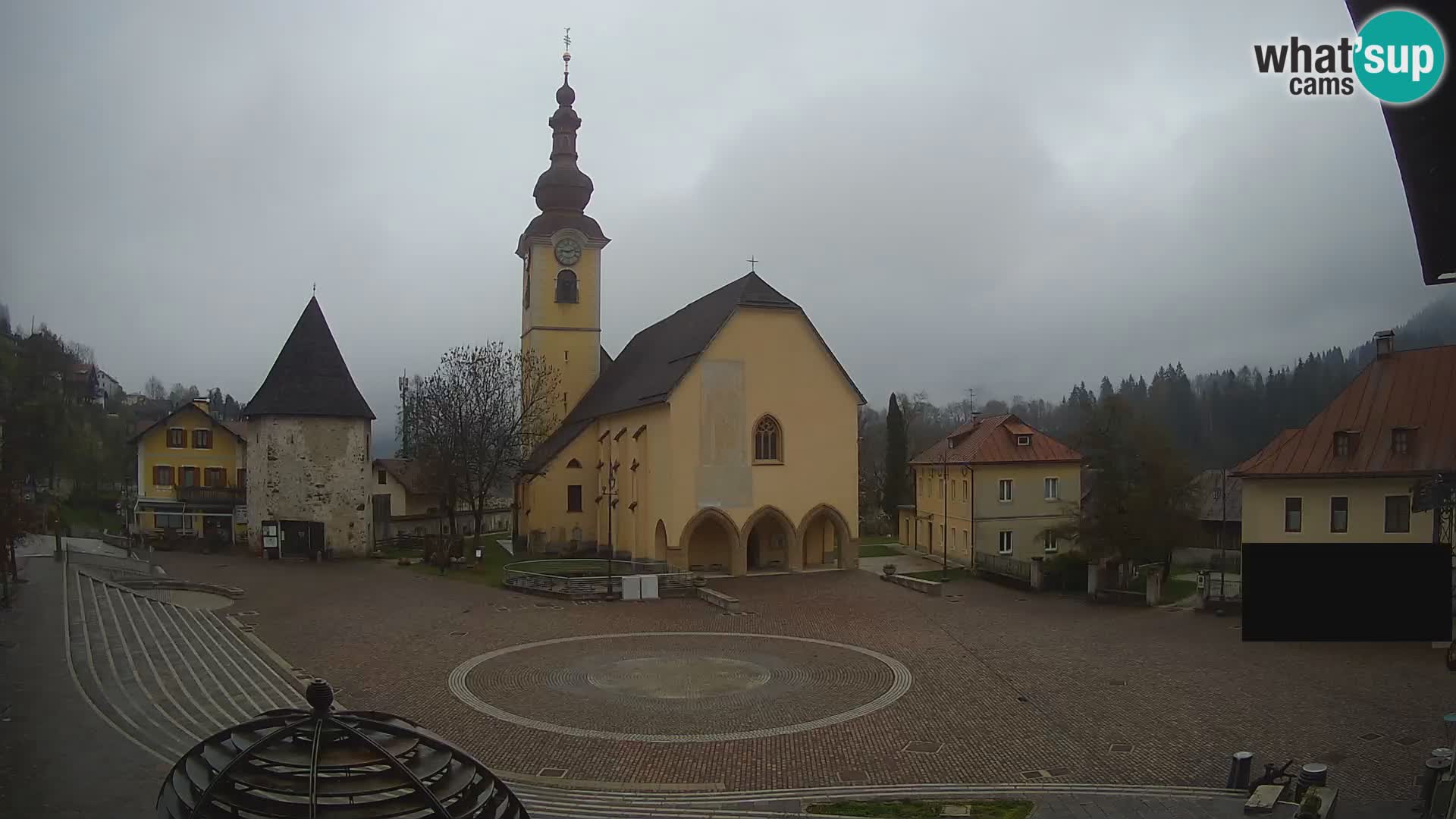 Tarvisio –  Unità Square / SS.Pietro and Paolo Apostoli Church