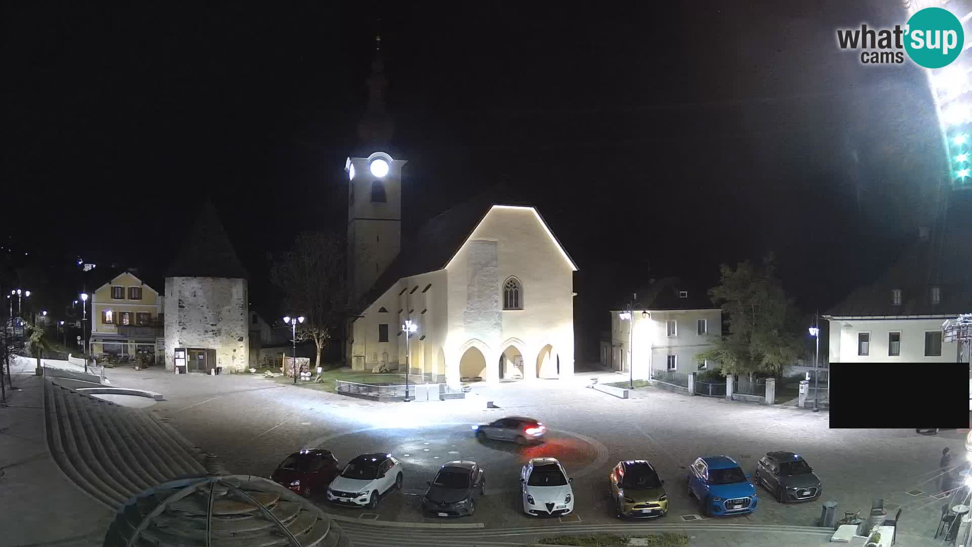 Tarvisio – carré Unità / église SS.Pietro e Paolo Apostoli