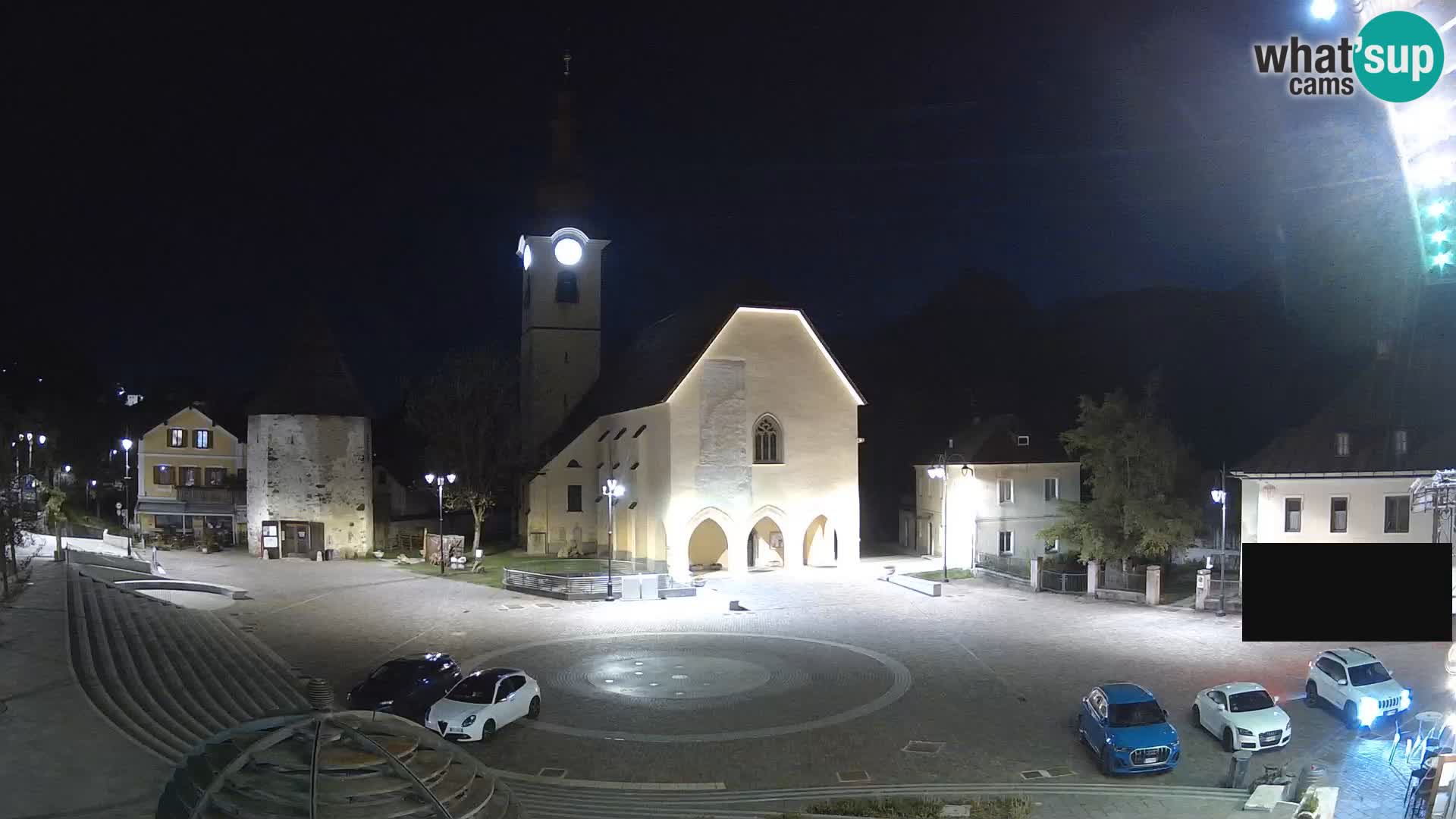 Tarvis – Platz Unità / Kirche SS.Pietro und Paolo Apostoli