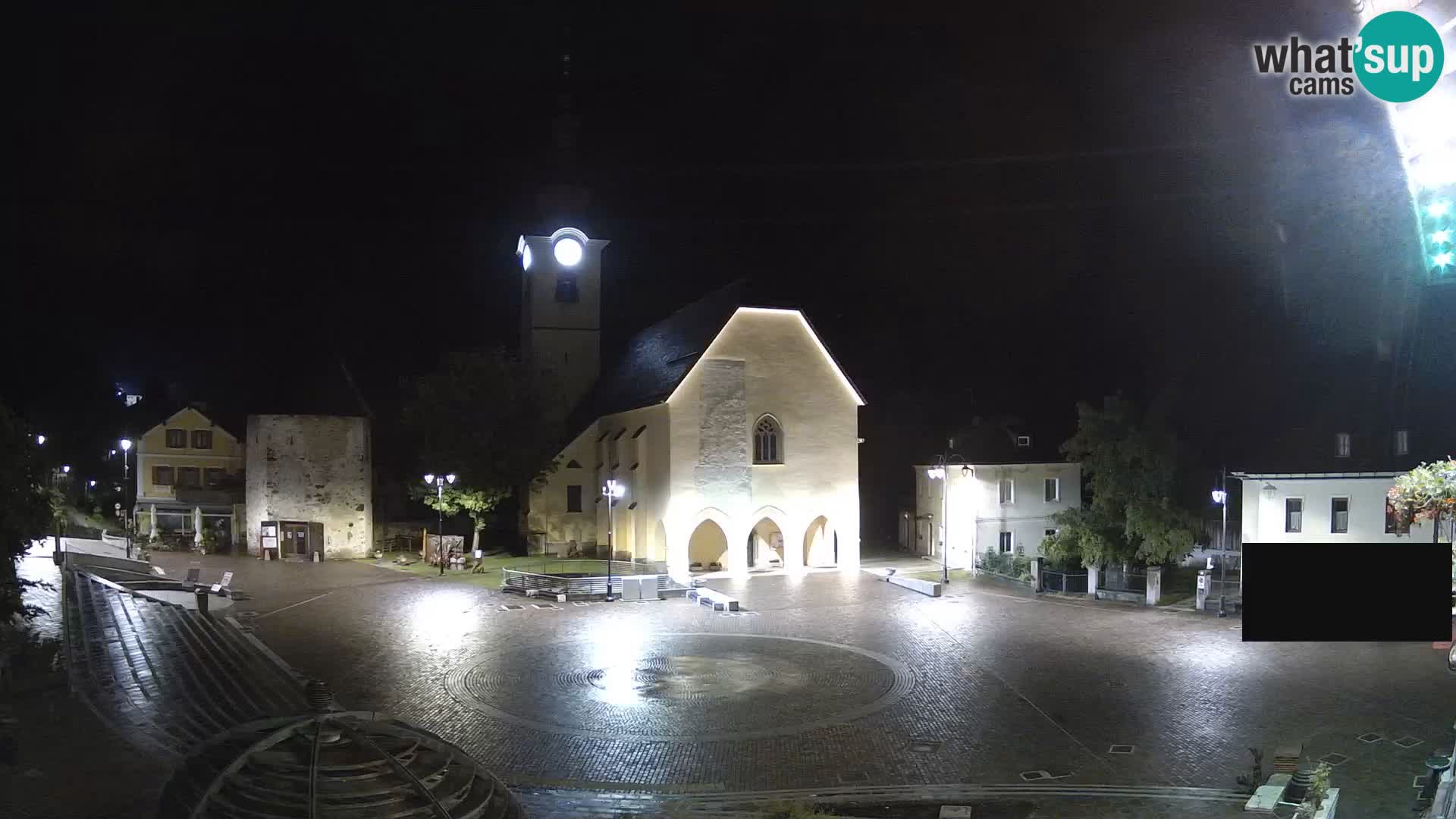 Tarvisio – plaza Unità / Iglesia SS.Pietro e Paolo Apostoli