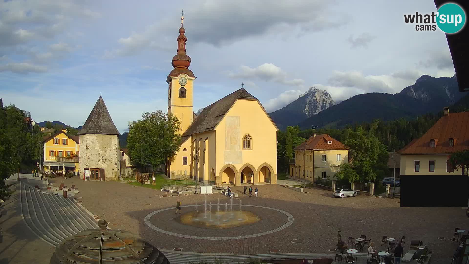 Tarvisio – carré Unità / église SS.Pietro e Paolo Apostoli