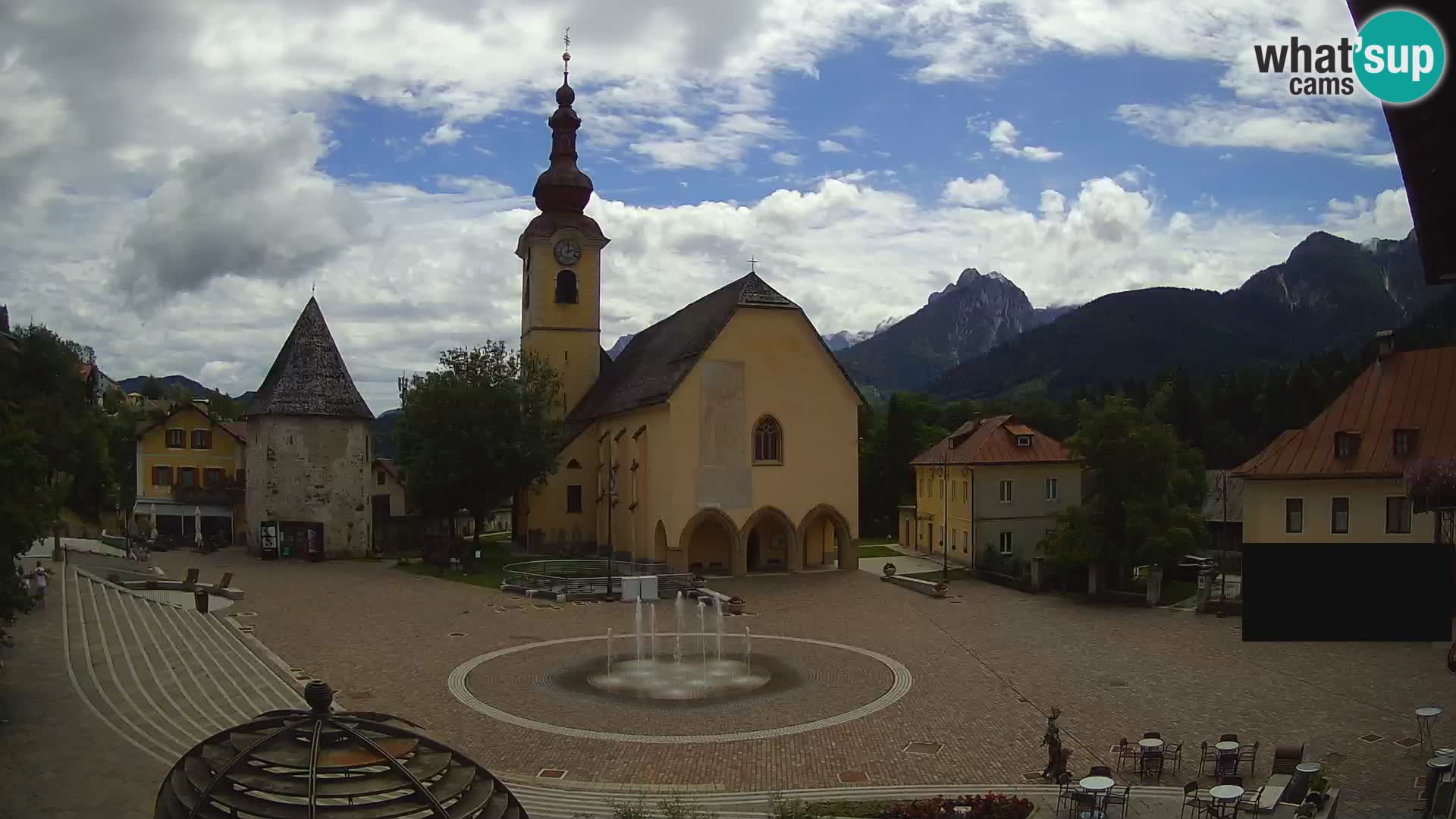 Tarvisio –  Unità Square / SS.Pietro and Paolo Apostoli Church