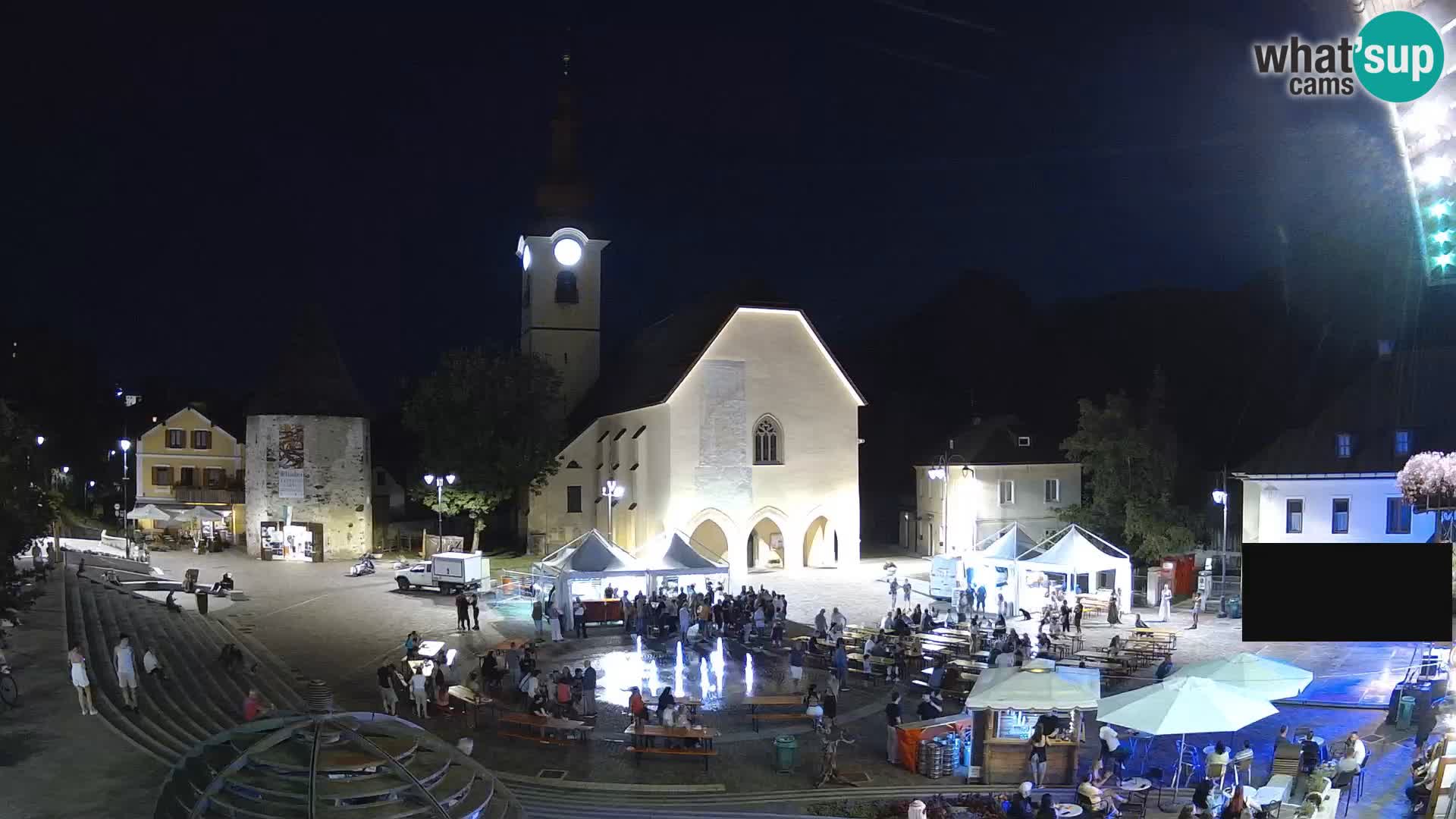 Tarvisio – plaza Unità / Iglesia SS.Pietro e Paolo Apostoli