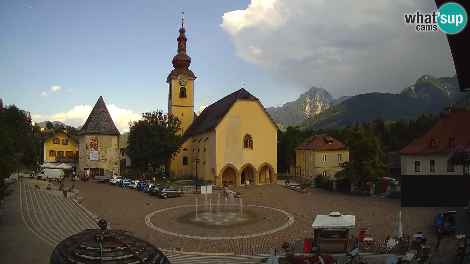 Tarvisio – Piazza Unità / Parrocchia SS.Pietro e Paolo Apostoli