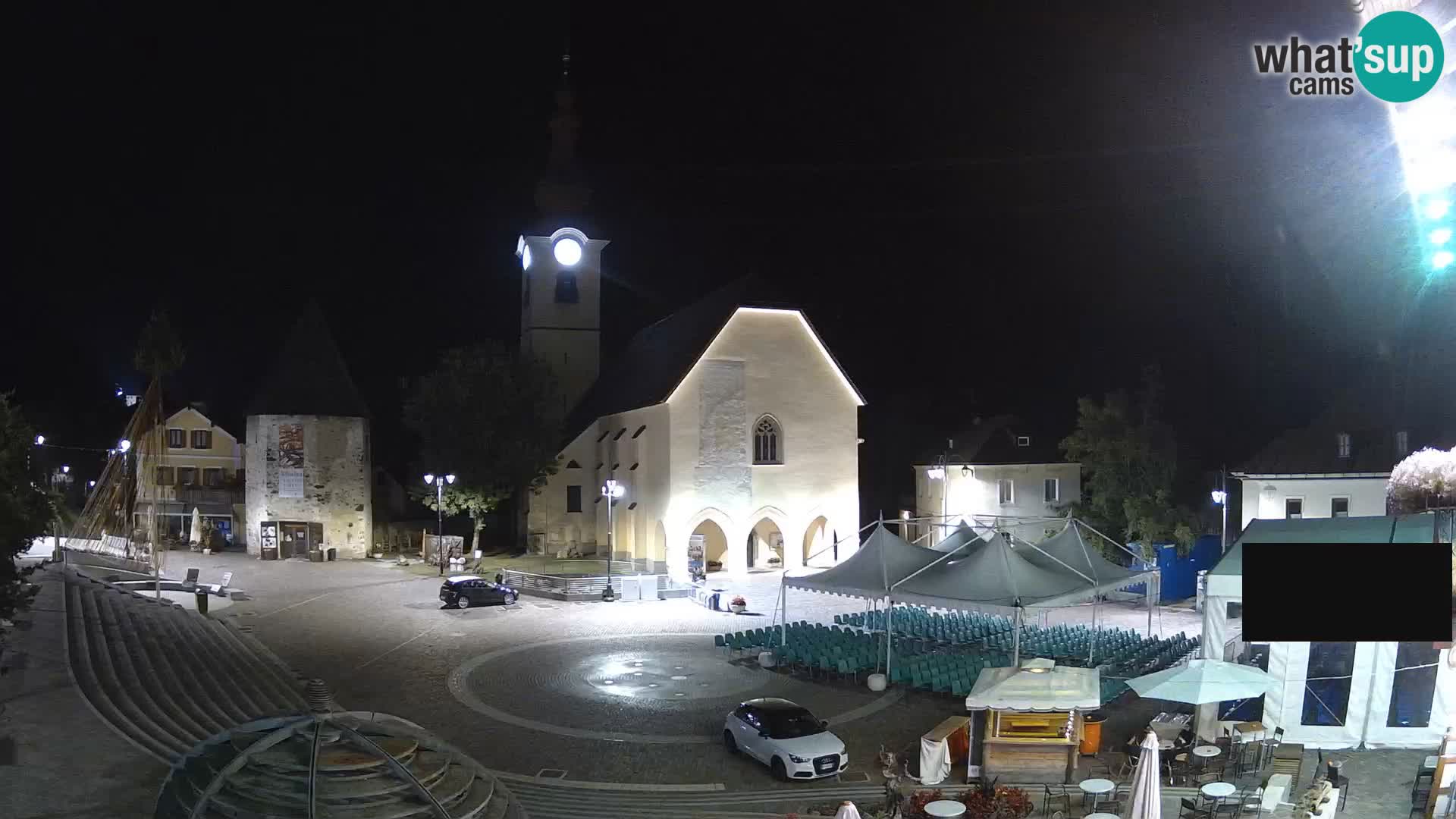 Tarvisio – carré Unità / église SS.Pietro e Paolo Apostoli