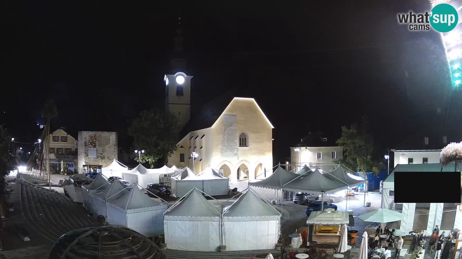 Tarvis – Platz Unità / Kirche SS.Pietro und Paolo Apostoli