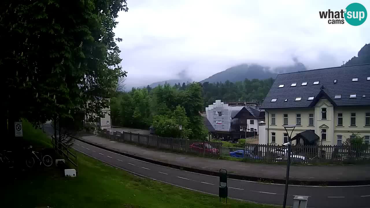 Tarvisio webcam – Bicycle lane and Mangart mountain