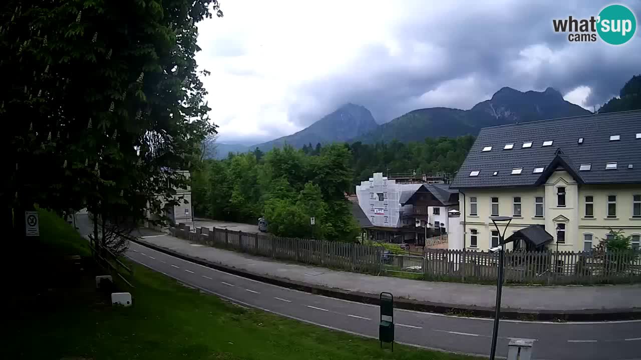Tarvisio webcam – Bicycle lane and Mangart mountain