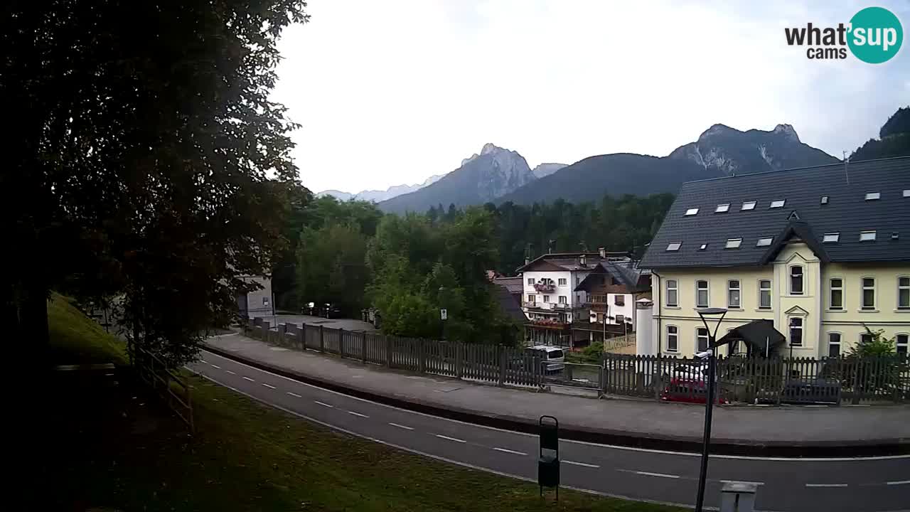 Tarvisio Live webcam – pista ciclabile e il gruppo del Mangart