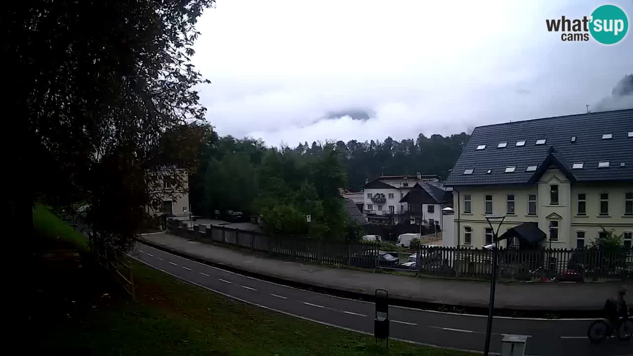 Tarvisio webcam – Bicycle lane and Mangart mountain