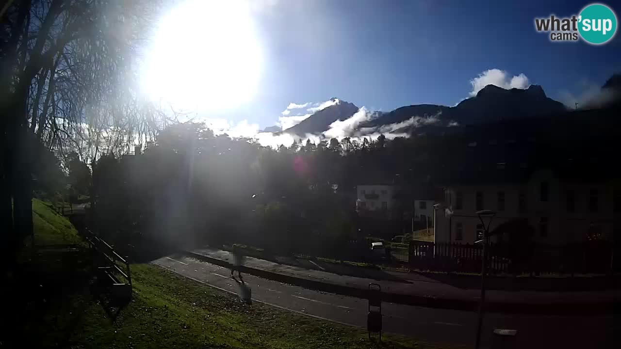 Tarvisio webcam – Bicycle lane and Mangart mountain