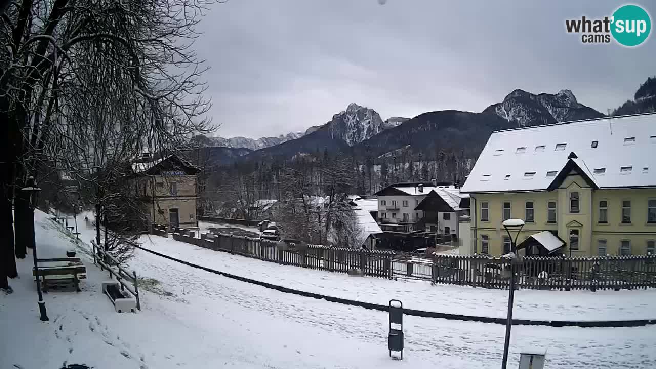 Tarvisio Live webcam – pista ciclabile e il gruppo del Mangart