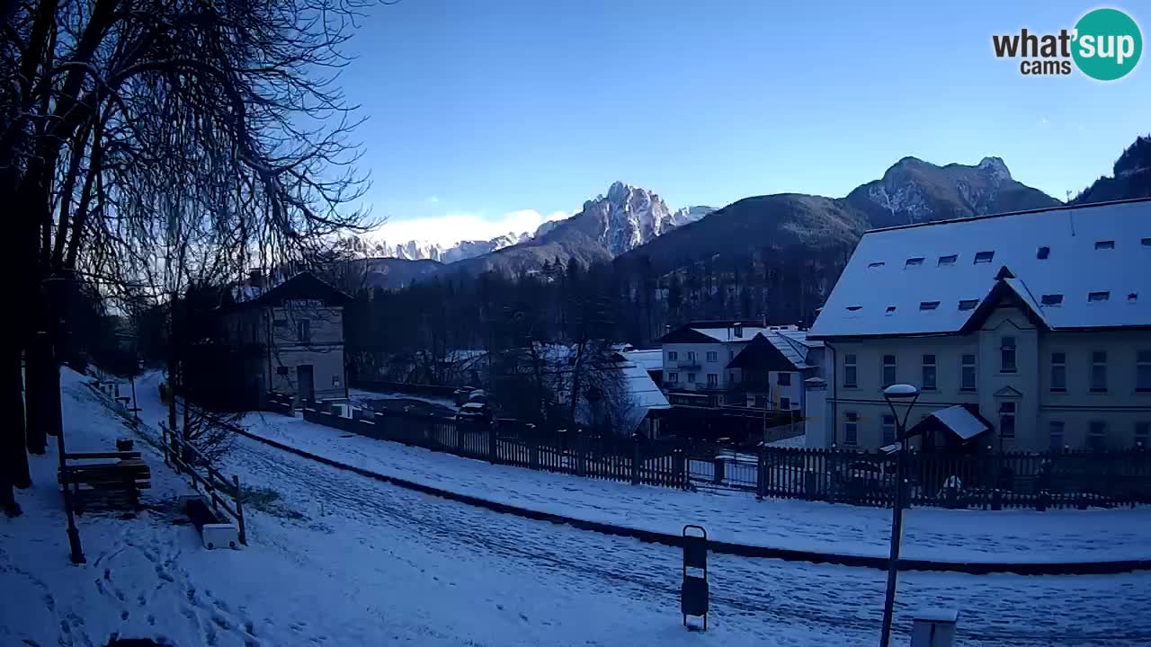 Tarvisio Live webcam – pista ciclabile e il gruppo del Mangart