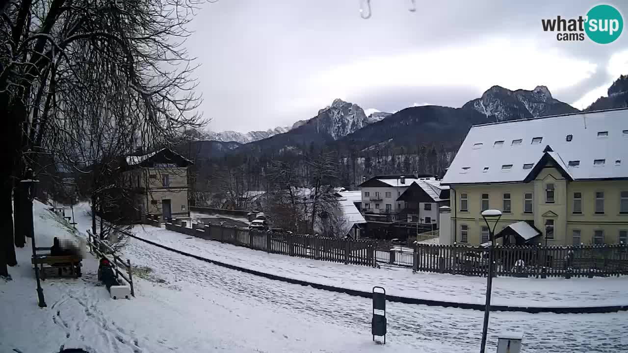 Tarvisio Live webcam – pista ciclabile e il gruppo del Mangart