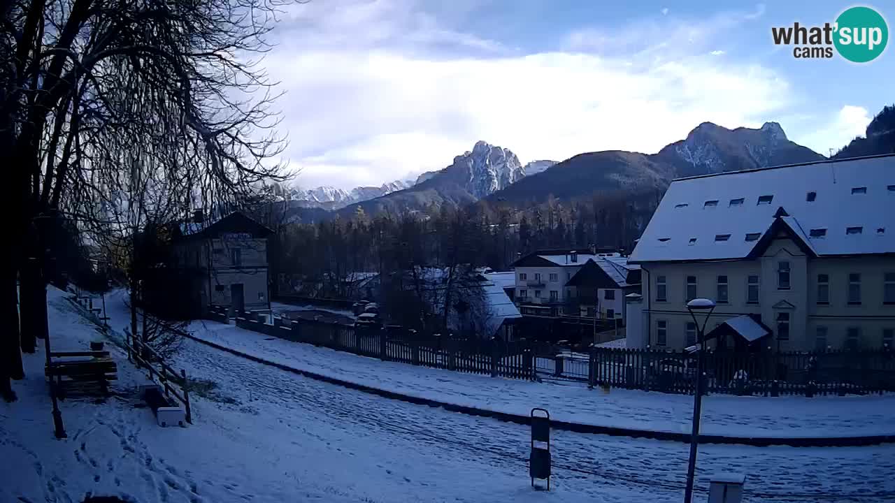 Tarvisio Live webcam – pista ciclabile e il gruppo del Mangart