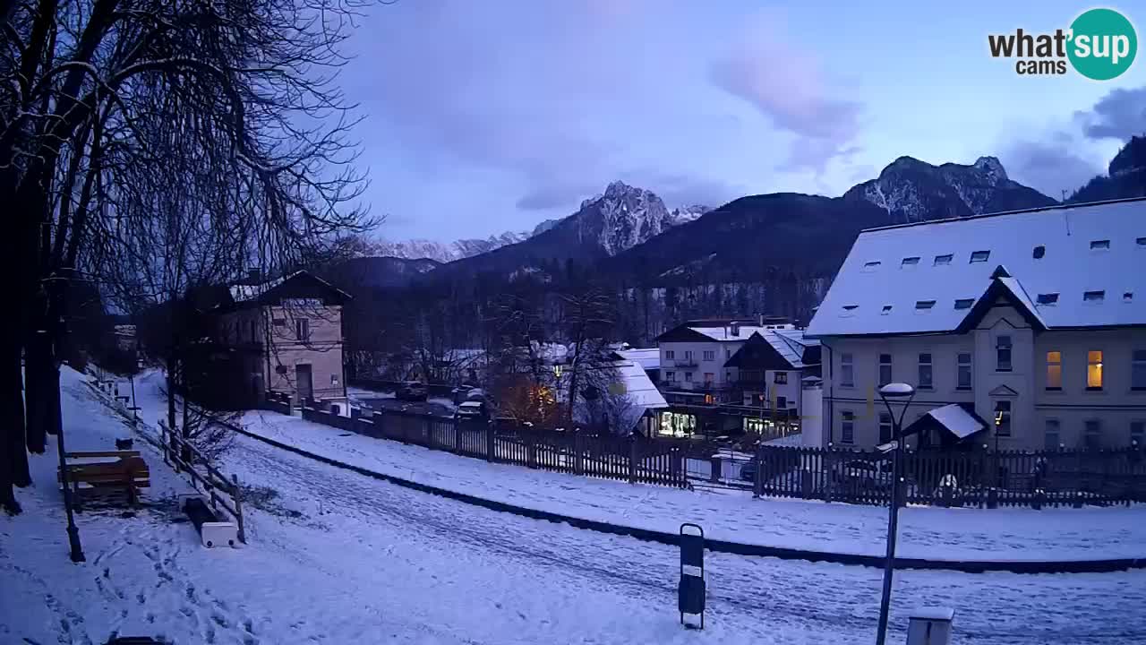 Tarvisio Live webcam – pista ciclabile e il gruppo del Mangart