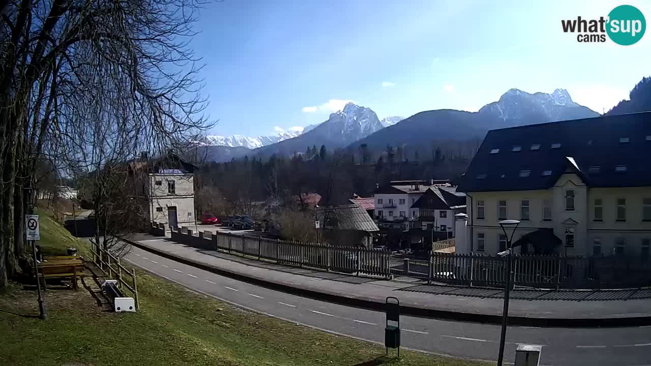 Tarvisio webcam – Bicycle lane and Mangart mountain