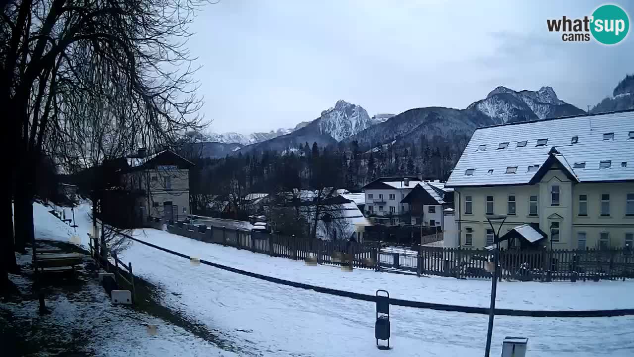 Tarvisio webcam – Bicycle lane and Mangart mountain