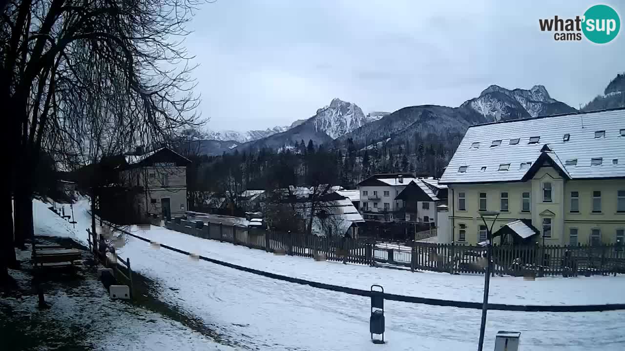 Tarvisio webcam – Bicycle lane and Mangart mountain