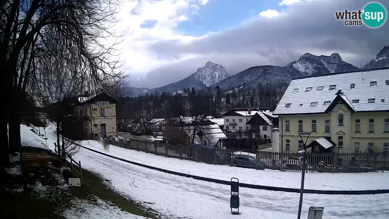 Tarvisio Live webcam – pista ciclabile e il gruppo del Mangart