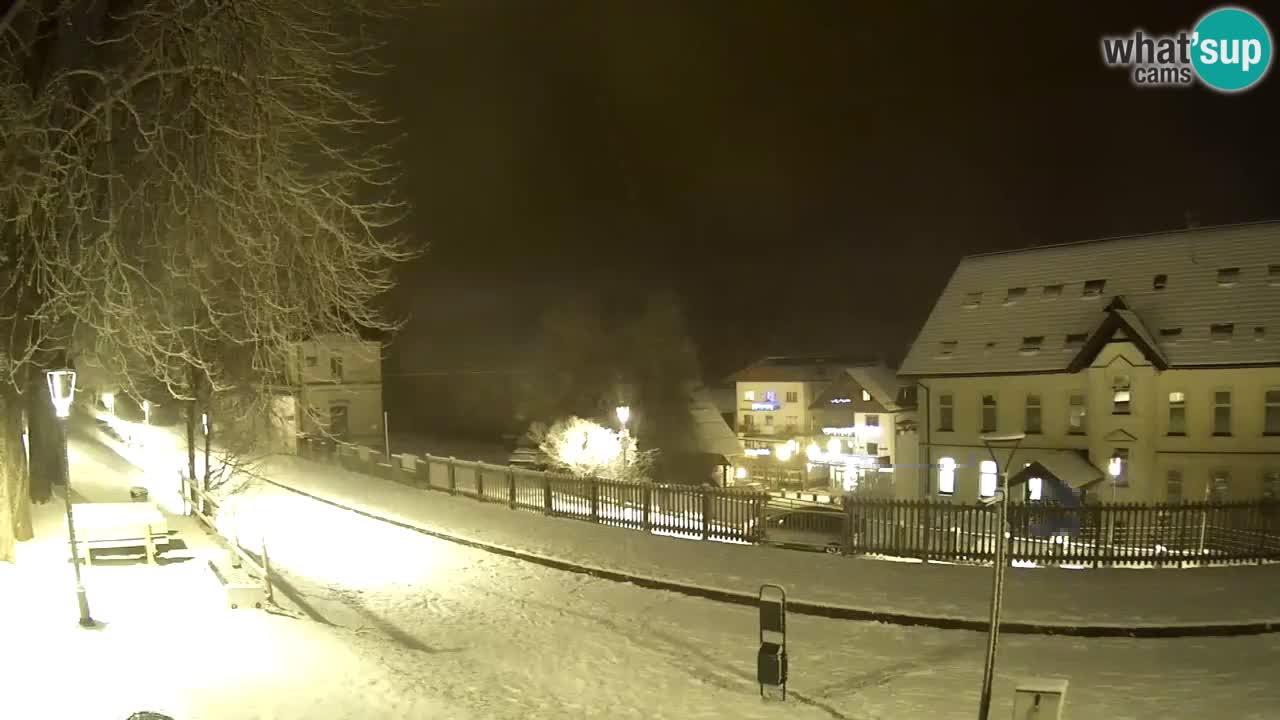 Tarvisio webcam – Bicycle lane and Mangart mountain