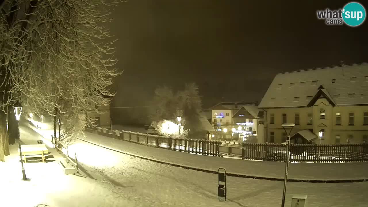 Tarvisio webcam – Bicycle lane and Mangart mountain