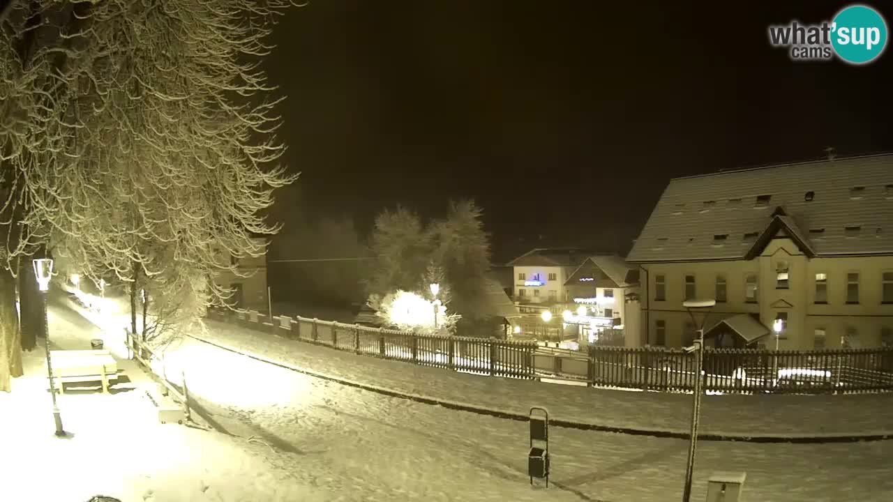 Tarvisio webcam – Bicycle lane and Mangart mountain