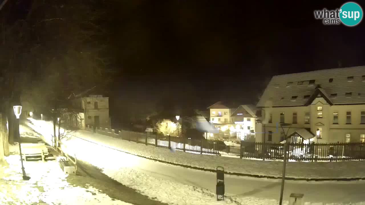 Tarvisio webcam – Bicycle lane and Mangart mountain