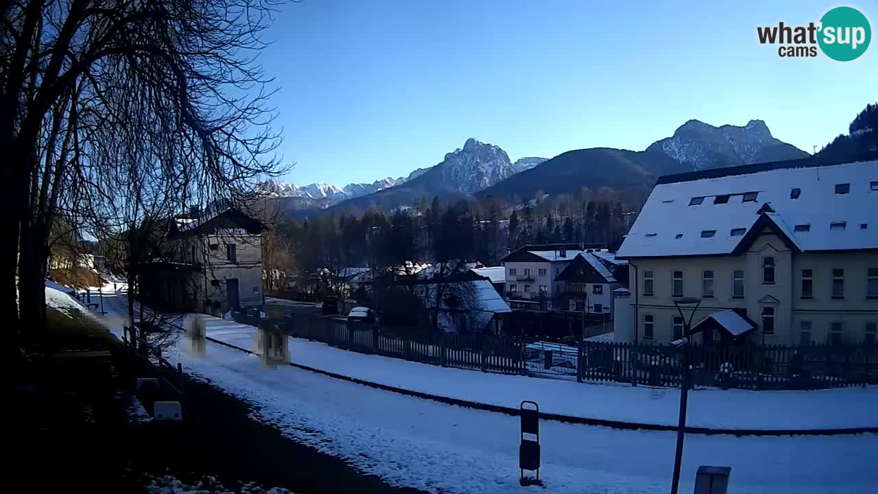 Tarvisio webcam – Bicycle lane and Mangart mountain