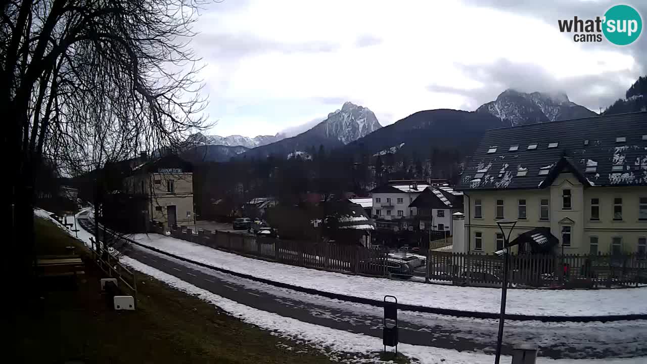 Tarvisio webcam – Bicycle lane and Mangart mountain