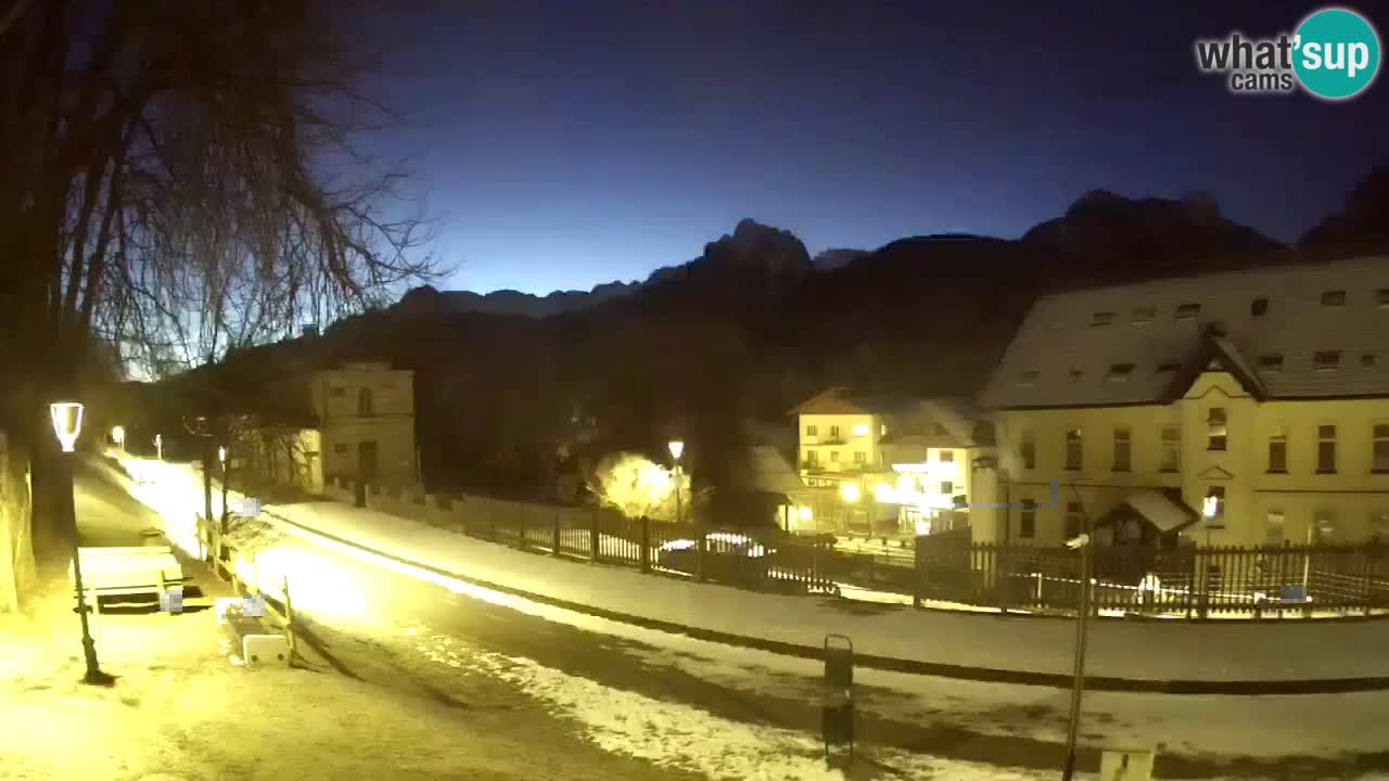 Tarvisio webcam – Bicycle lane and Mangart mountain