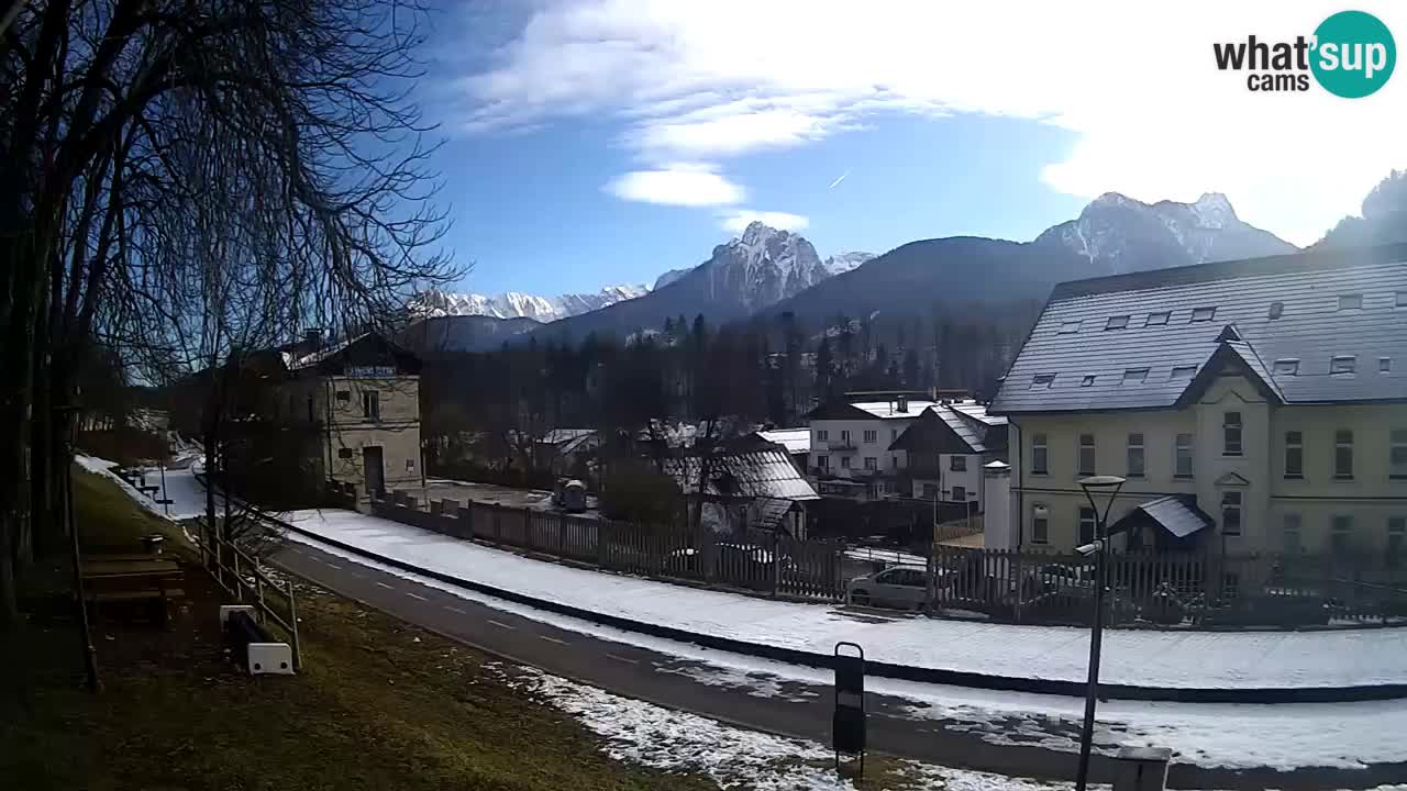 Tarvisio webcam – Bicycle lane and Mangart mountain