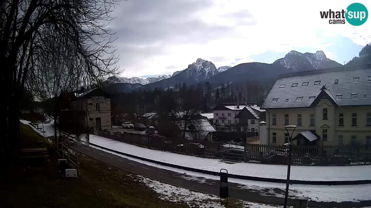 Tarvisio webcam – Bicycle lane and Mangart mountain