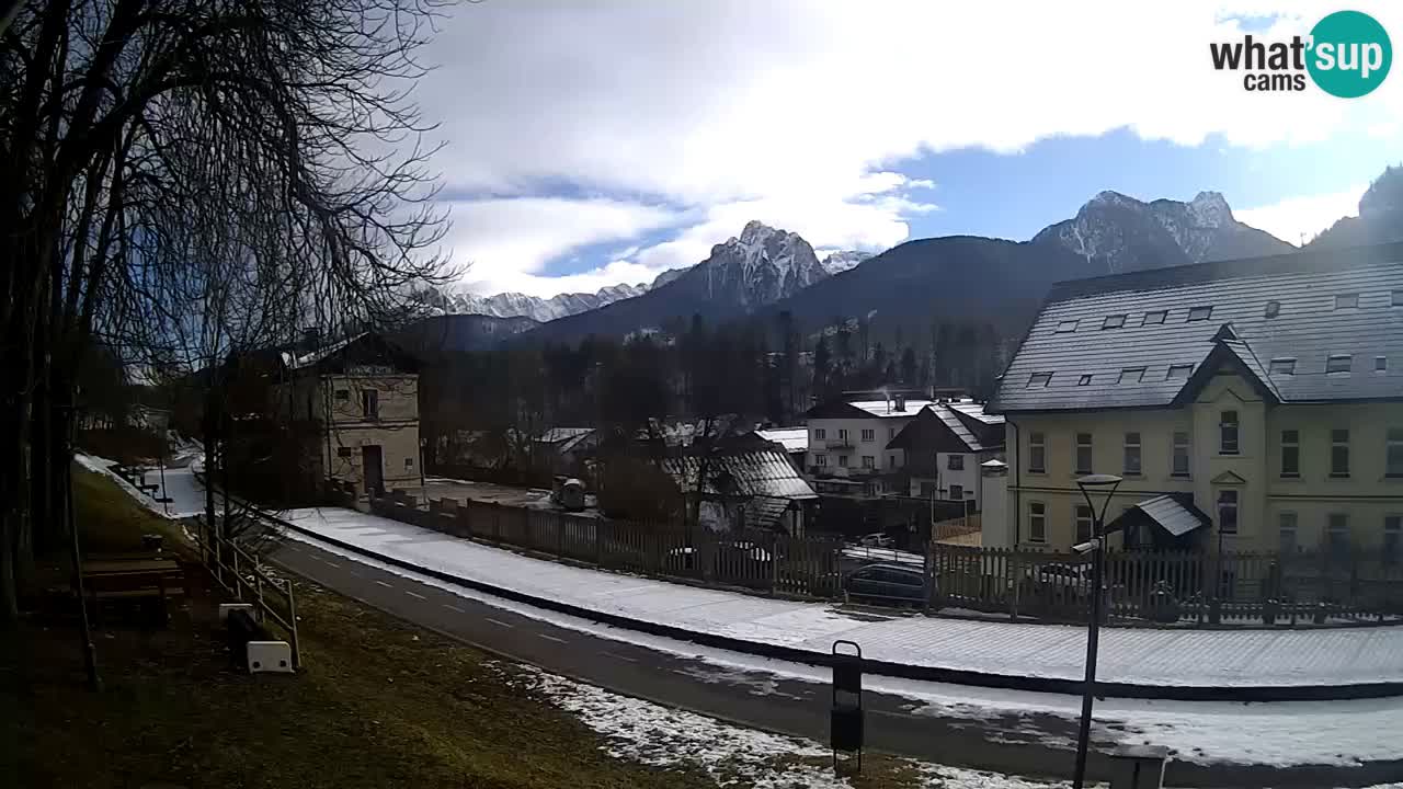 Tarvisio webcam – Bicycle lane and Mangart mountain