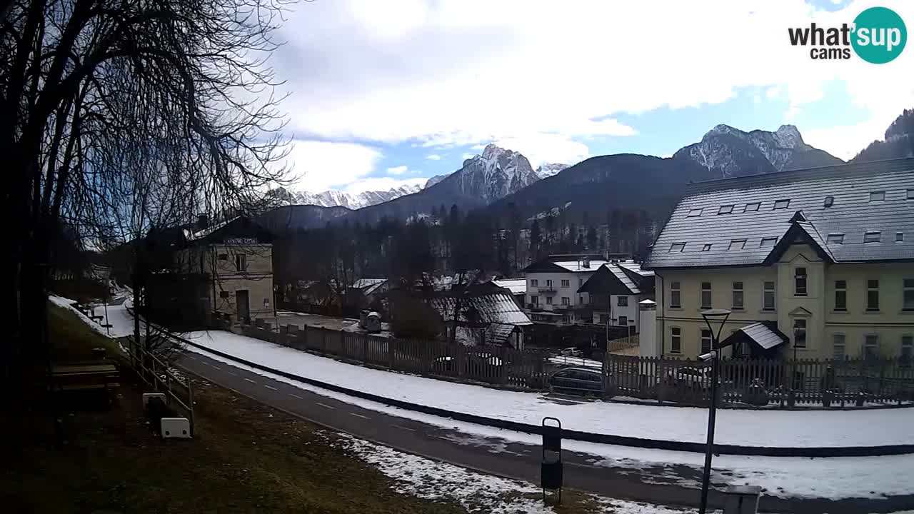 Tarvisio webcam – Bicycle lane and Mangart mountain