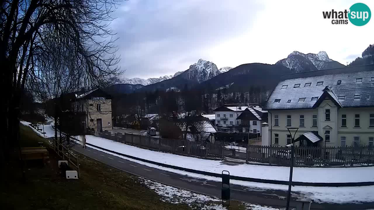 Tarvisio webcam – Bicycle lane and Mangart mountain