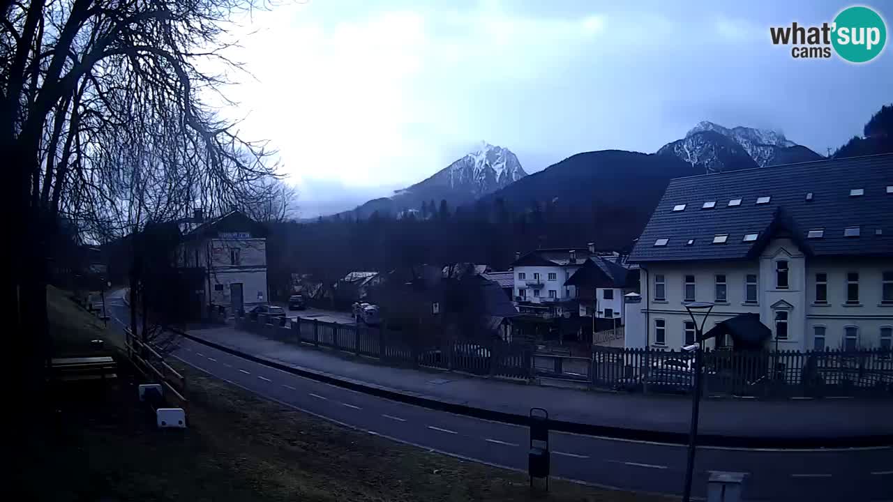 Tarvis webcam – Radweg und Mangart