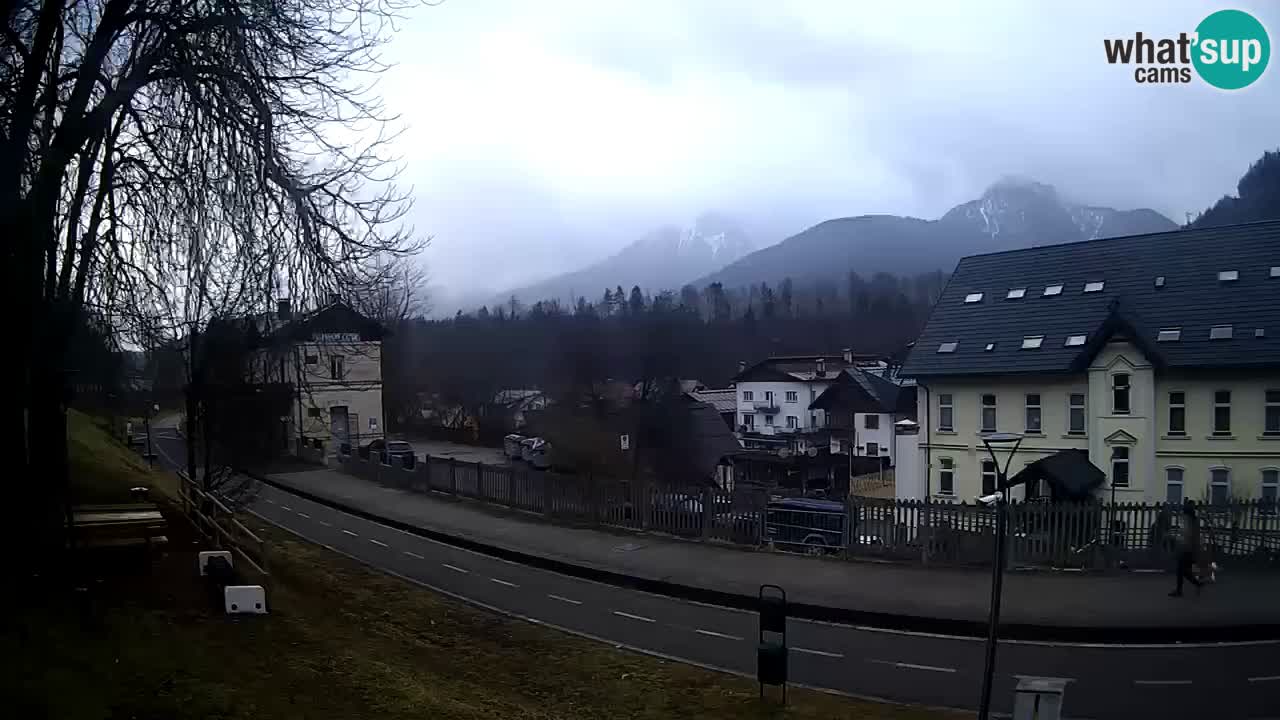 Tarvisio Live webcam – pista ciclabile e il gruppo del Mangart